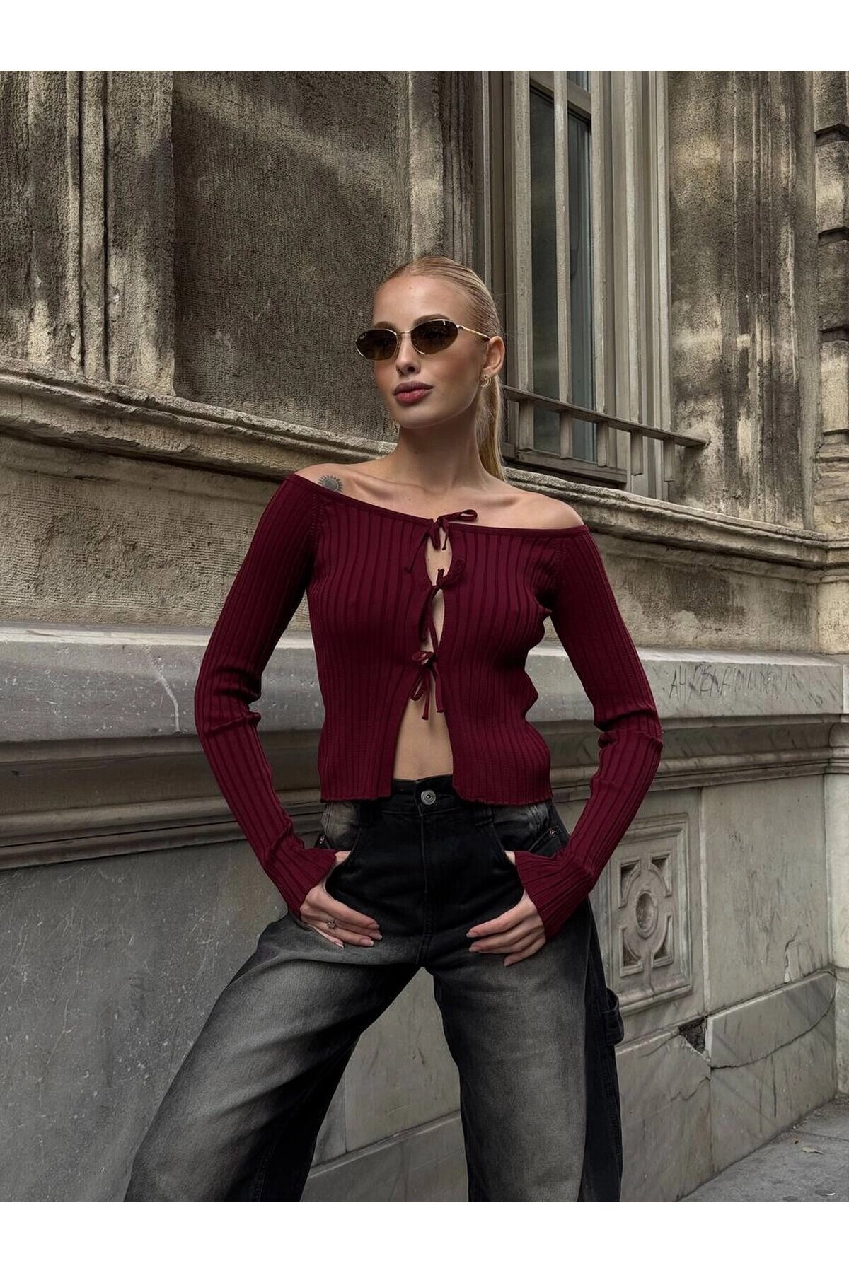 Kadın Bordo Önden Bağlamalı Madonna Yaka Crop Bluz HZL25W-ZK10331