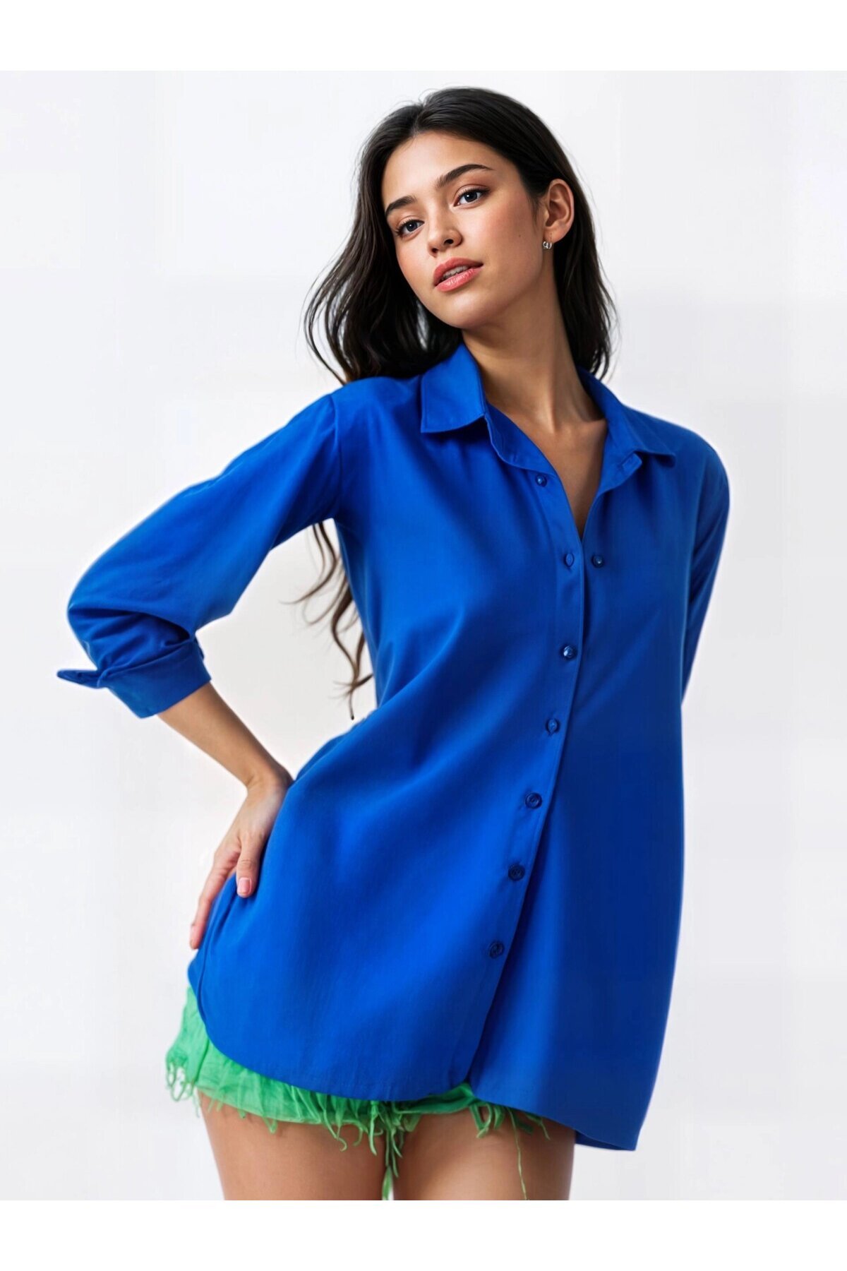 Kadın Canlı Mavi Oversize Uzun Basic Gömlek HZL22W-BD139001