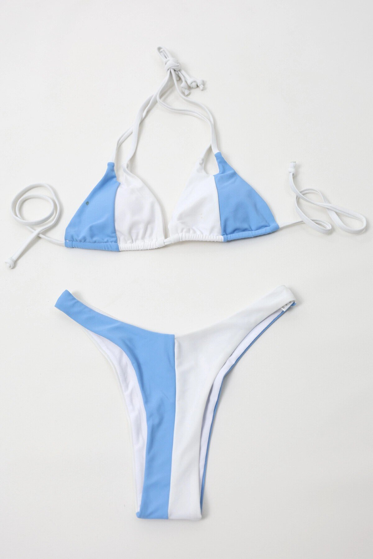 Kadın Mavi Beyaz İp Bağlamalı Yüksel Bel Bikini Takım HZL24S-LC2230