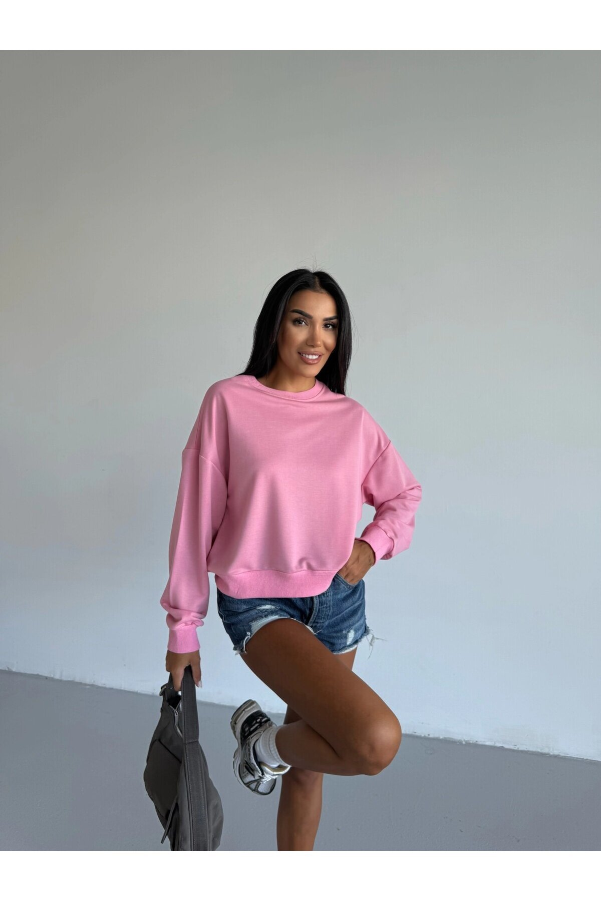 Kadın Pembe Bisiklet Yaka 2 İplik Sweatshirt HZL25W-FRY123391