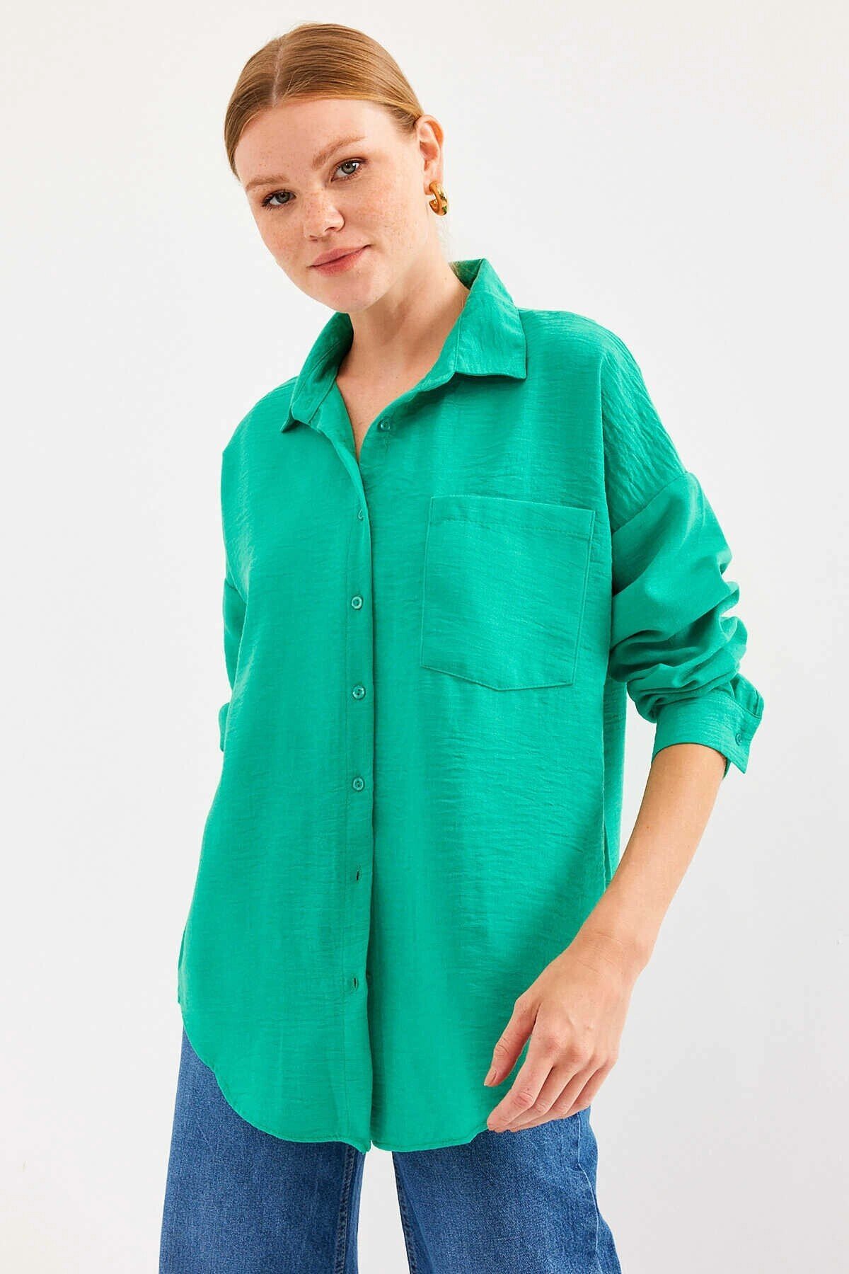 Kadın Su Yeşil Tek Cepli Oversize Keten Ayrobin Gömlek HZL24S-BD1201531