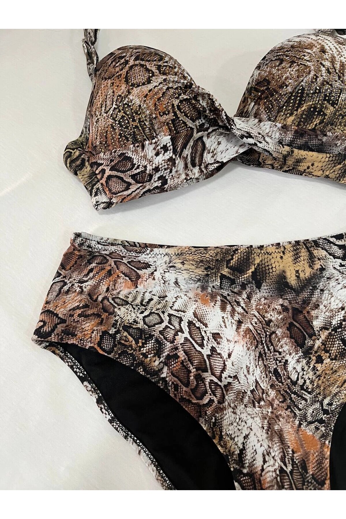 Kadın Kahverengi Leopar Desenli Astarlı Büyük Beden Bikini Takımı HZL25S-LC25006