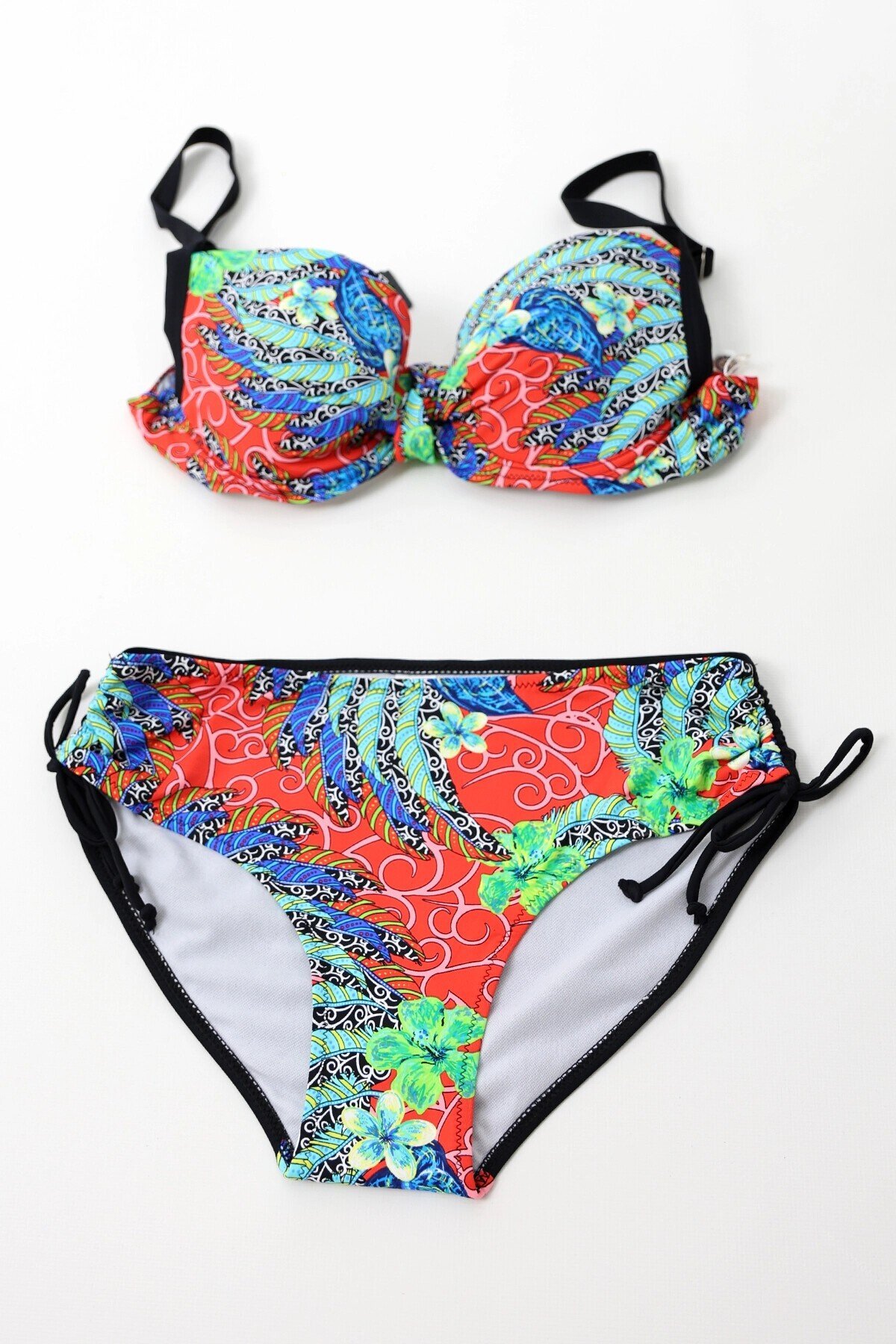 Kadın Siyah Çok Renkli Yüksek Bel Toparlayıcı Büyük Beden Bikini Takım HZL24S-LC7015