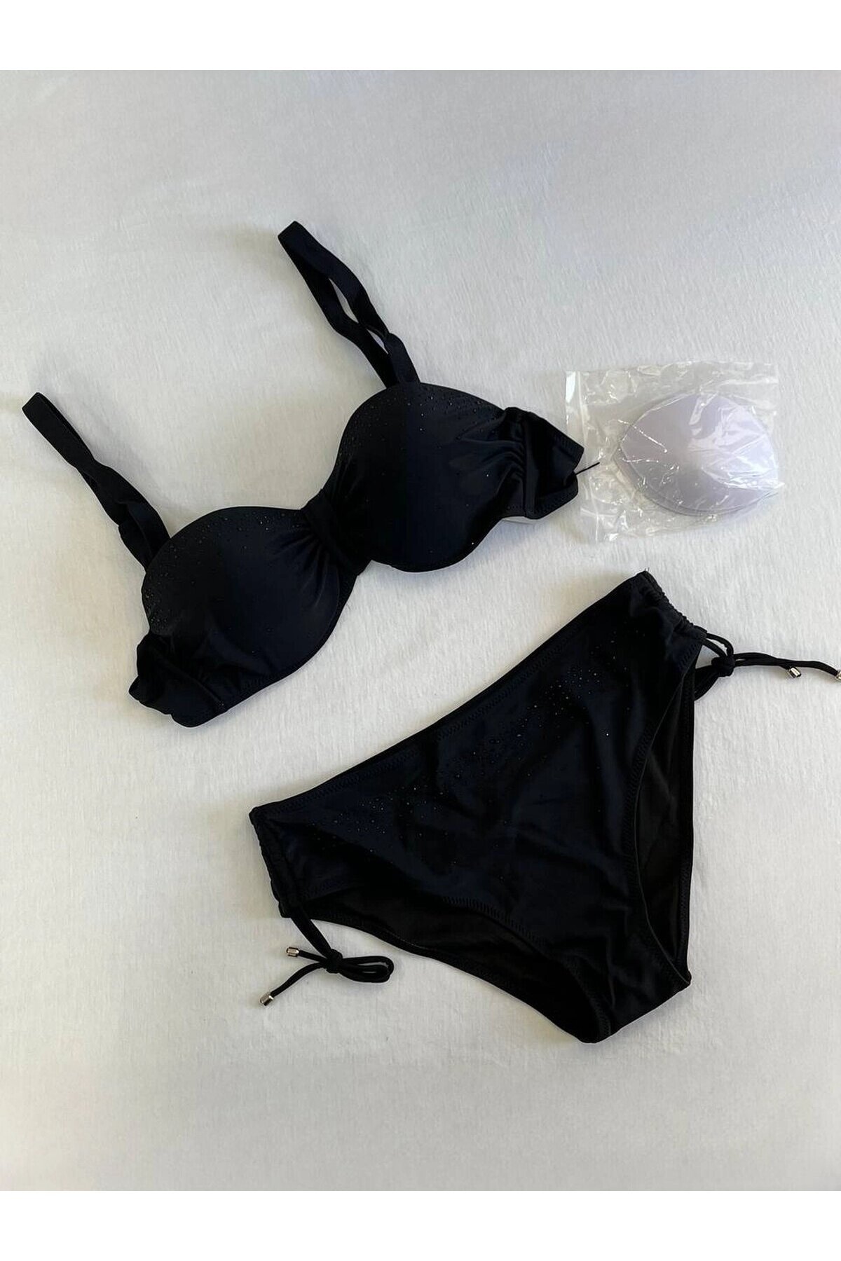 Kadın Siyah Taş İşlemeli Astarlı Bikini Takım HZL25S-LC3361