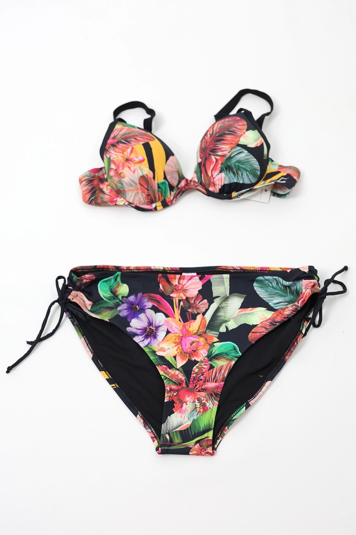 Kadın Siyah Yaprak Desenli Askılı Yüksek Bel Toparlayıcı Büyük Beden Bikini Takım HZL24S-LC22625