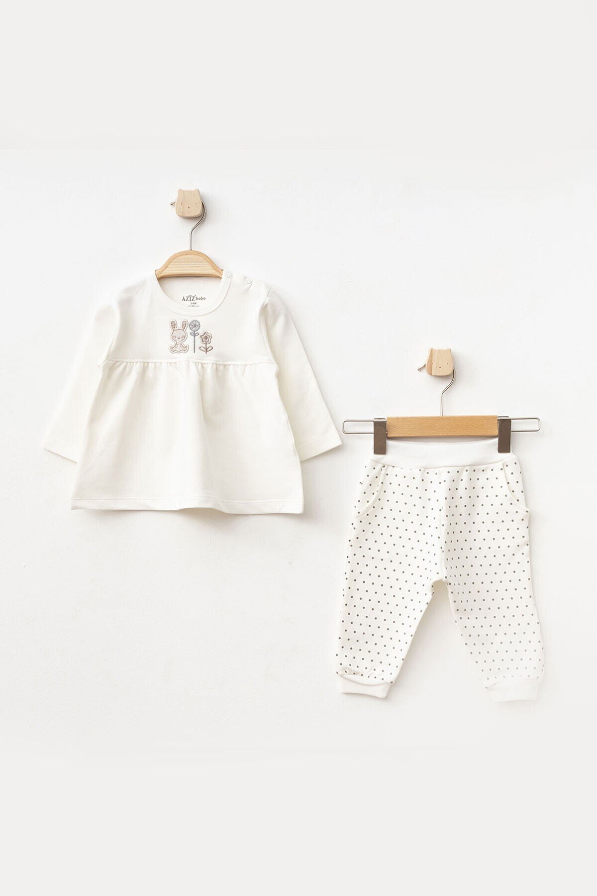 Kız Bebek Tavşan Nakışlı Sweatshirt Pantolon 2  li Alt Üst Bebek Takımı 3 Ay - 18 Ay