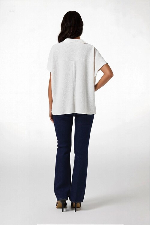 Kadın Ekru Polo Yaka Geniş Kesim Örme Bluz HZL24S-BD104861
