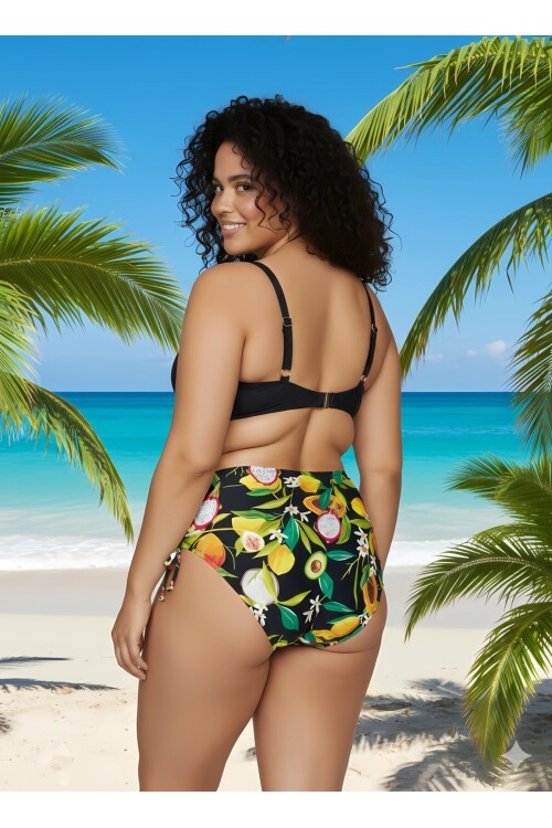 Kadın Siyah Aksesuar Detaylı Tropikal Desen Büyük Beden Bikini Takım HZL25S-LC3343