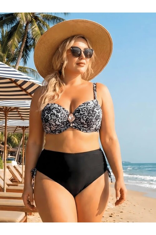 Kadın Siyah Taş İşlemeli Toka Aksesuarlı Büyük Beden Bikini Takım HZL25S-LC3311