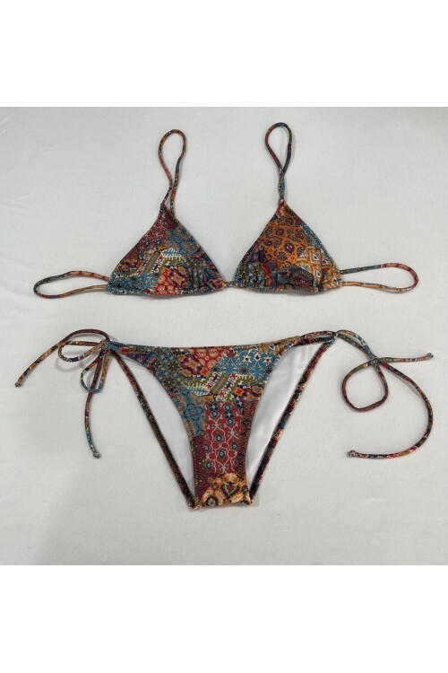 Kadın Kahverengi Etnik Desen Boyundan İp Bağlamalı Üçgen Bikini Takımı HZL25S-LC5005