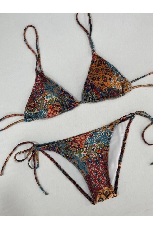 Kadın Kahverengi Etnik Desen Boyundan İp Bağlamalı Üçgen Bikini Takımı HZL25S-LC5005