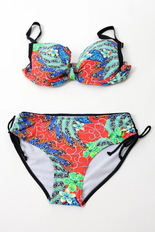 Kadın Siyah Çok Renkli Yüksek Bel Toparlayıcı Büyük Beden Bikini Takım HZL24S-LC7015